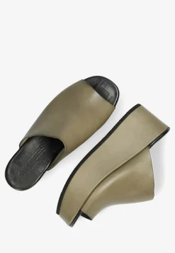 Slipper Plateau Vegetable Tanned Grun